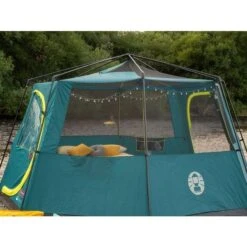 Buiten Kamperen -Buiten Kamperen 75849 coleman octagon blackout 8 persoons tent