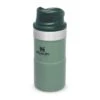 Stanley The Trigger-Action Travel Mug 0,25L Groen -Buiten Kamperen 82033 stanley the trigger action travel mug 025l