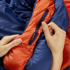 RAB Ascent 700 Long Mummy Slaapzak Dons Donkerblauw 15 RAB Ascent 700 Long Mummy Slaapzak Dons Donkerblauw -Buiten Kamperen 91381 rab ascent 700 long mummy slaapzak dons